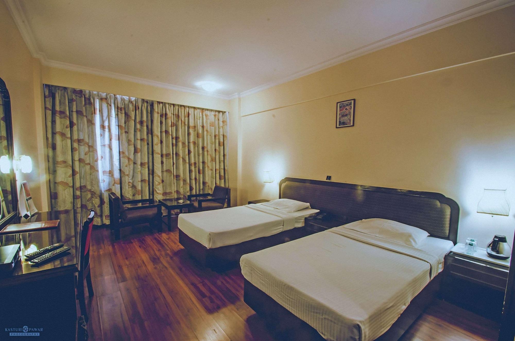 Quality Inn Regency, Nashik Exterior photo