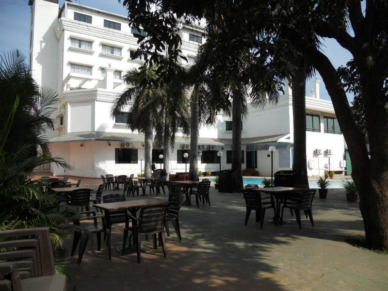 Quality Inn Regency, Nashik Exterior photo