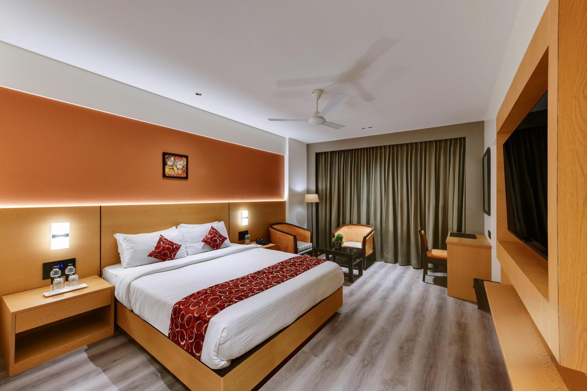 Quality Inn Regency, Nashik Exterior photo