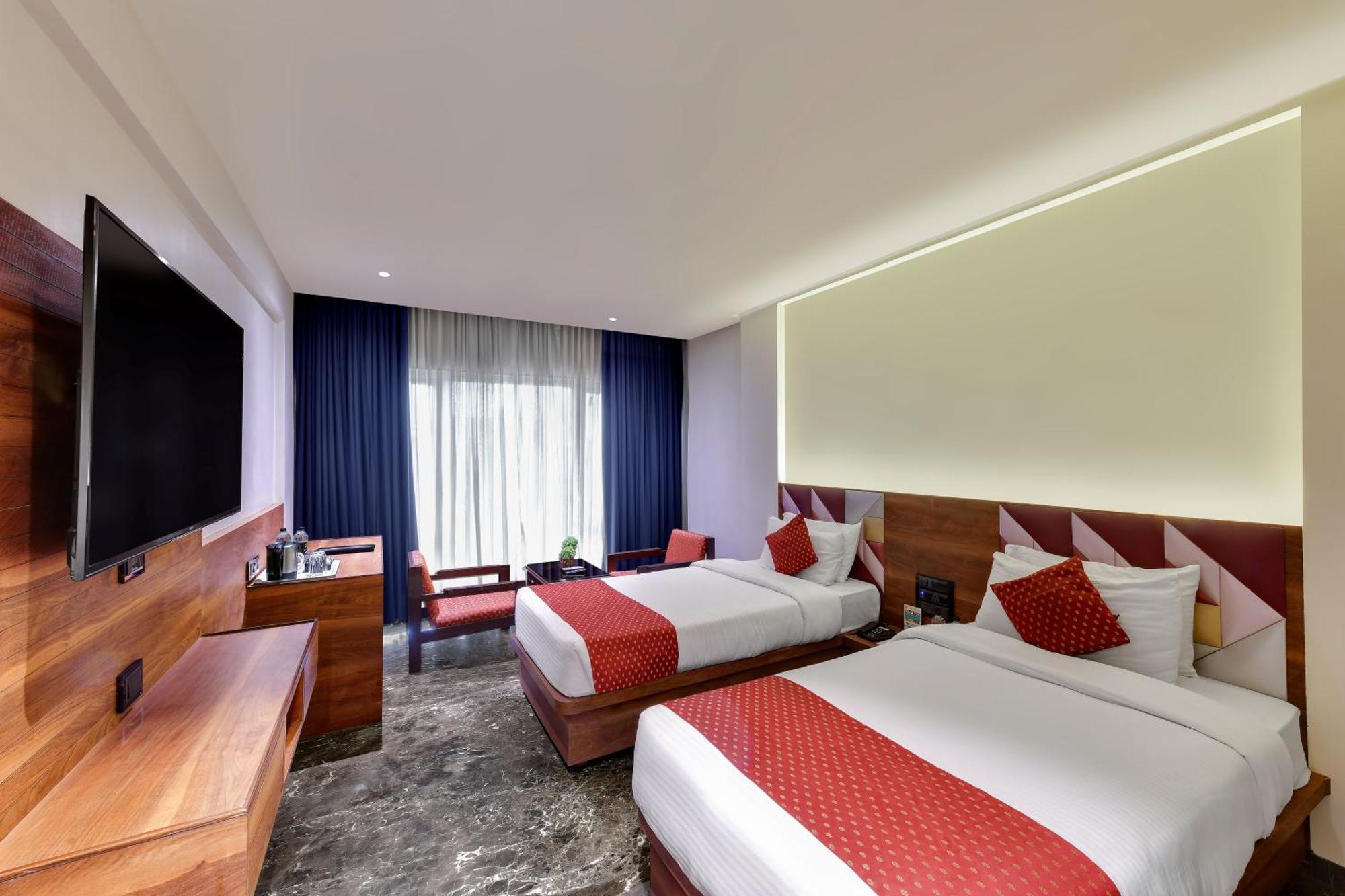 Quality Inn Regency, Nashik Exterior photo