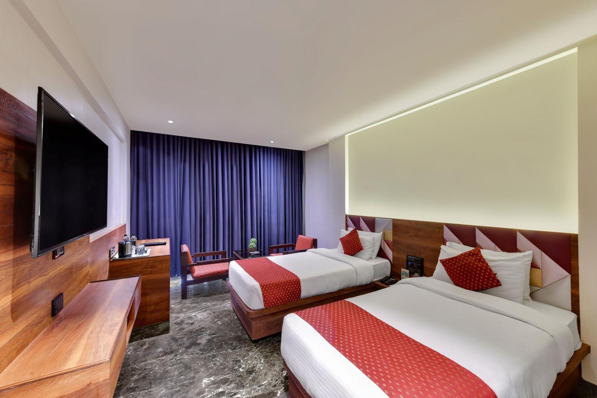 Quality Inn Regency, Nashik Exterior photo
