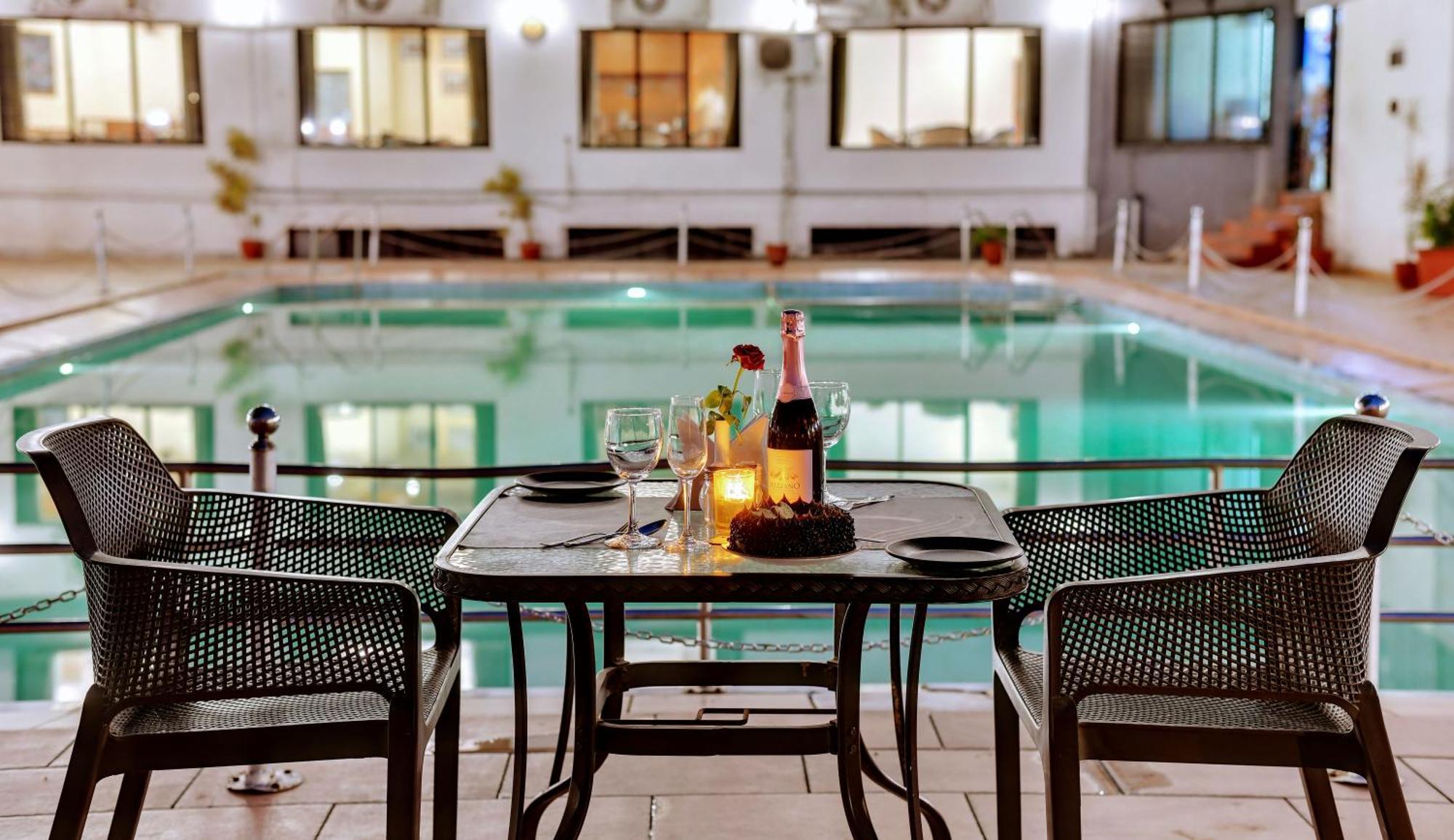 Quality Inn Regency, Nashik Exterior photo