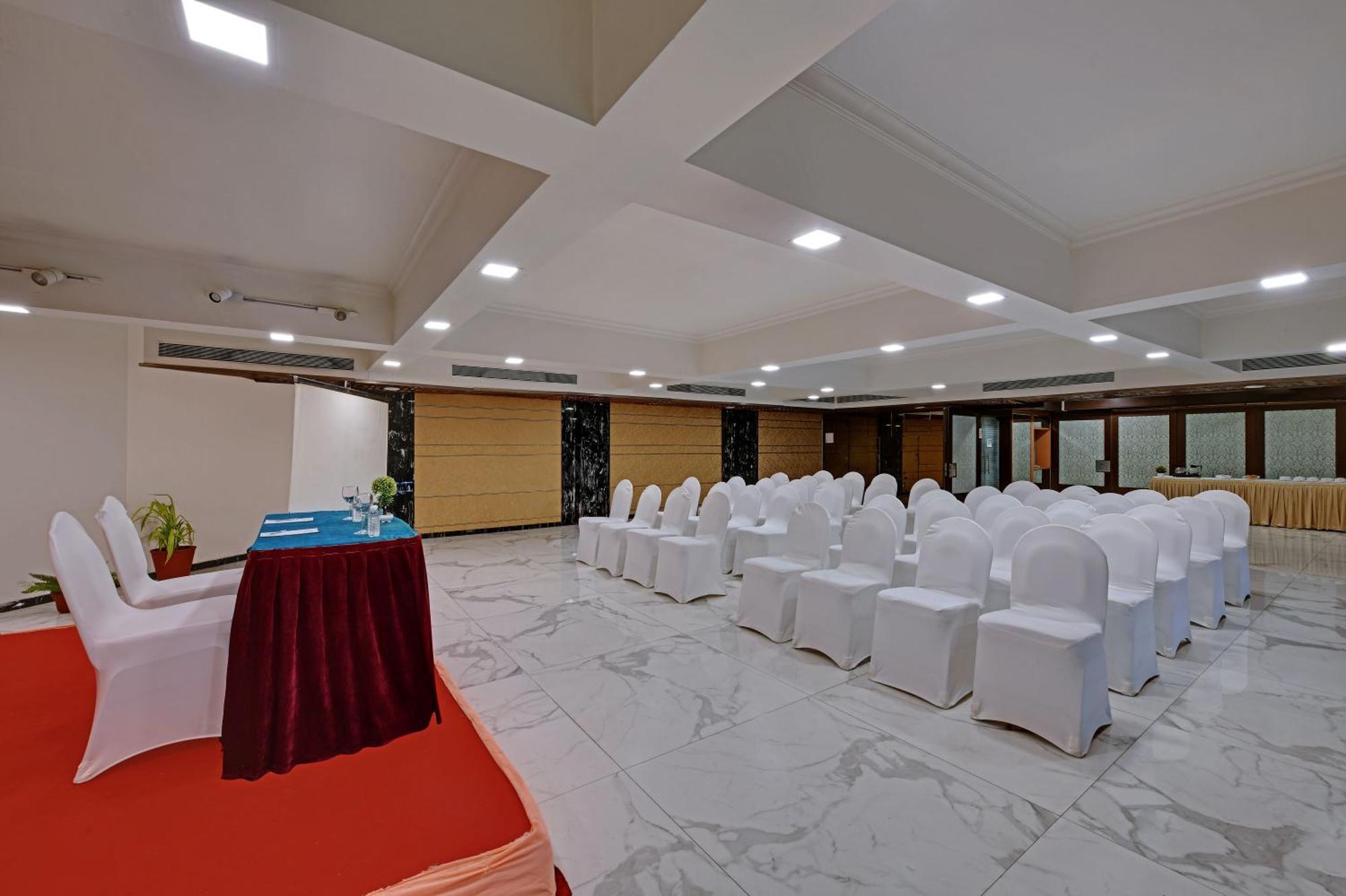 Quality Inn Regency, Nashik Exterior photo