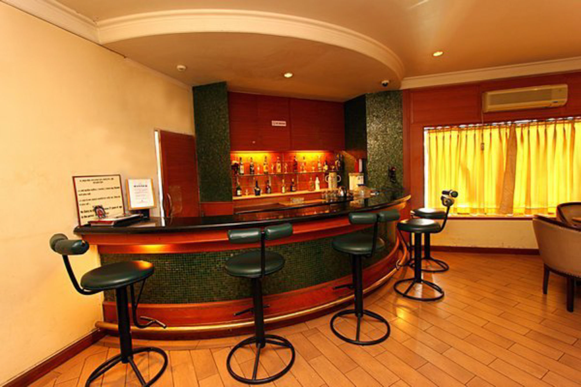 Quality Inn Regency, Nashik Exterior photo